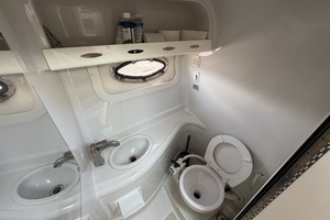 25ft Crownline Yacht For Sale