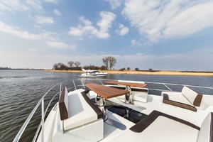 64ft Galeon Yacht For Sale