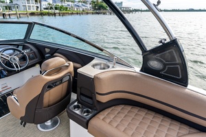 27ft Cobalt Yacht For Sale