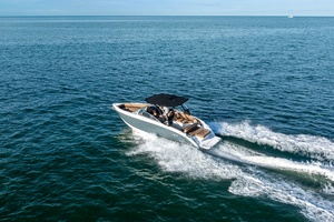 27ft Cobalt Yacht For Sale