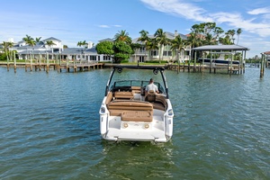 27ft Cobalt Yacht For Sale