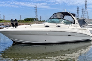 32ft Sea Ray Yacht For Sale