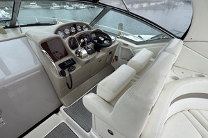 32ft Sea Ray Yacht For Sale