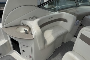 32ft Sea Ray Yacht For Sale