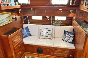 Main Salon Starboard
