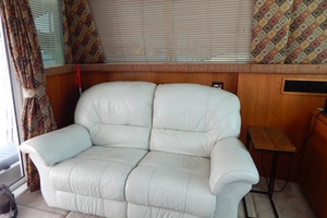 Pisces Dream 37ft Silverton Yacht For Sale