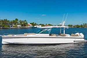 37ft Axopar Yacht For Sale