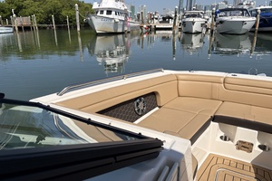 Photo 7458919 for 2021 Sea Ray 290 SDX  