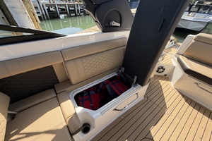 Photo 7458942 for 2021 Sea Ray 290 SDX  