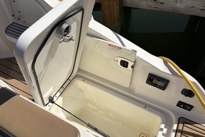 Photo 7458898 for 2021 Sea Ray 290 SDX  