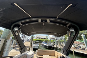 Photo 7458928 for 2021 Sea Ray 290 SDX  