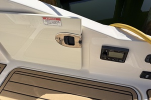 Photo 7458896 for 2021 Sea Ray 290 SDX  
