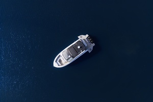 42FT (12.8M) CRUISERS YACHTS