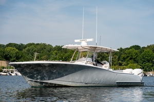 33ft Mag Bay Yacht For Sale