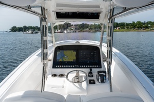 33ft Mag Bay Yacht For Sale