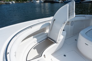 33ft Mag Bay Yacht For Sale