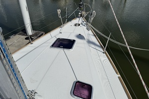 Happy Now 45ft Jeanneau Yacht For Sale
