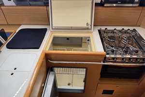 Happy Now 45ft Jeanneau Yacht For Sale