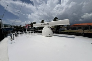 32ft Intrepid Yacht For Sale