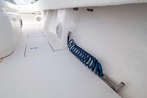 32ft Intrepid Yacht For Sale