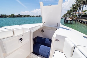 32ft Intrepid Yacht For Sale