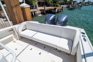 32ft Intrepid Yacht For Sale