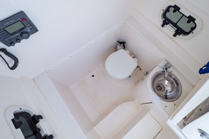 32ft Intrepid Yacht For Sale