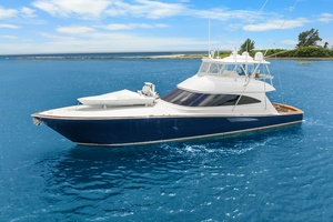 FINS UP Worth Avenue Yachts