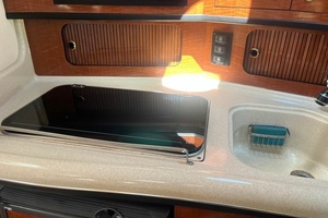 SERENITY NOW 30ft Sea Ray Yacht For Sale