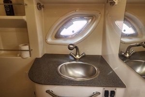 Summer Breeze 33ft Sea Ray Yacht For Sale