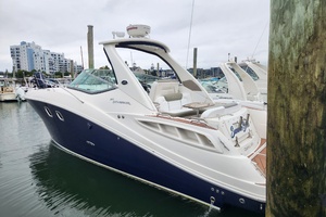 Summer Breeze 33ft Sea Ray Yacht For Sale