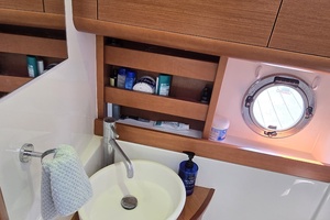 38ft Beneteau Yacht For Sale