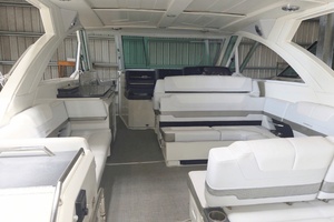 38FT (11.58M) FORMULA Worth Avenue Yachts