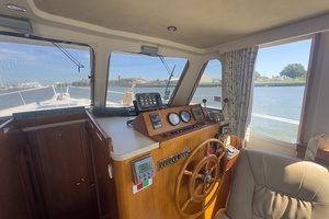 Get Busy Livin 39ft Mainship Yacht For Sale