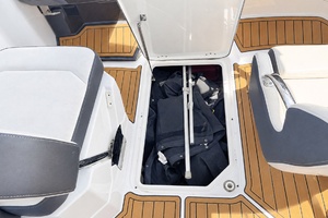 24ft Monterey Yacht For Sale
