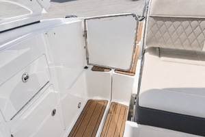 24ft Monterey Yacht For Sale