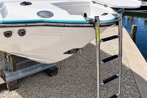 24ft Monterey Yacht For Sale