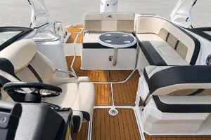 24ft Monterey Yacht For Sale