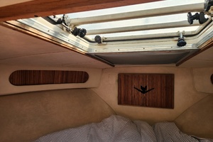 33ft Bertram Yacht For Sale