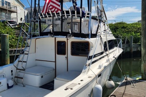 33ft Bertram Yacht For Sale