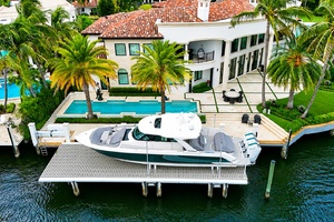 48FT (14.63M) TIARA YACHTS