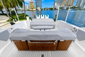 48FT (14.63M) TIARA YACHTS