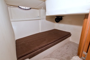 All Hanz on Deck II 46ft Carver Yacht For Sale