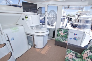 All Hanz on Deck II 46ft Carver Yacht For Sale