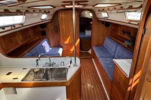 Eclipse 35ft Freedom Yacht For Sale