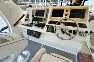 A Whole New World 50ft Silverton Yacht For Sale