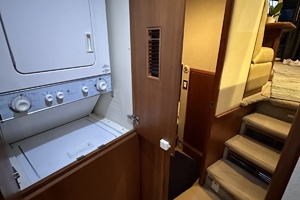 A Whole New World 50ft Silverton Yacht For Sale