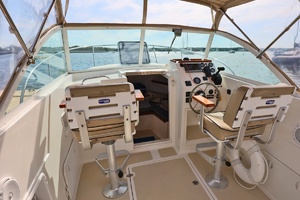 THE ENDLESS SUMMER 25ft Hunt Yachts Yacht For Sale