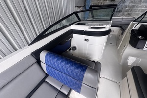 27ft Sea Ray Yacht For Sale