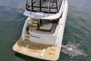 SEADUCTION